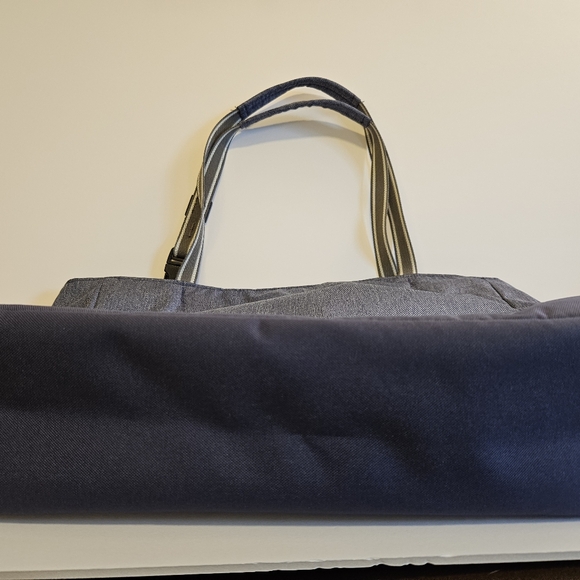 Pacsafe Slingsafe Lx250 Anti-Theft Tote, Denim with laptop compartment. - Picture 3 of 13